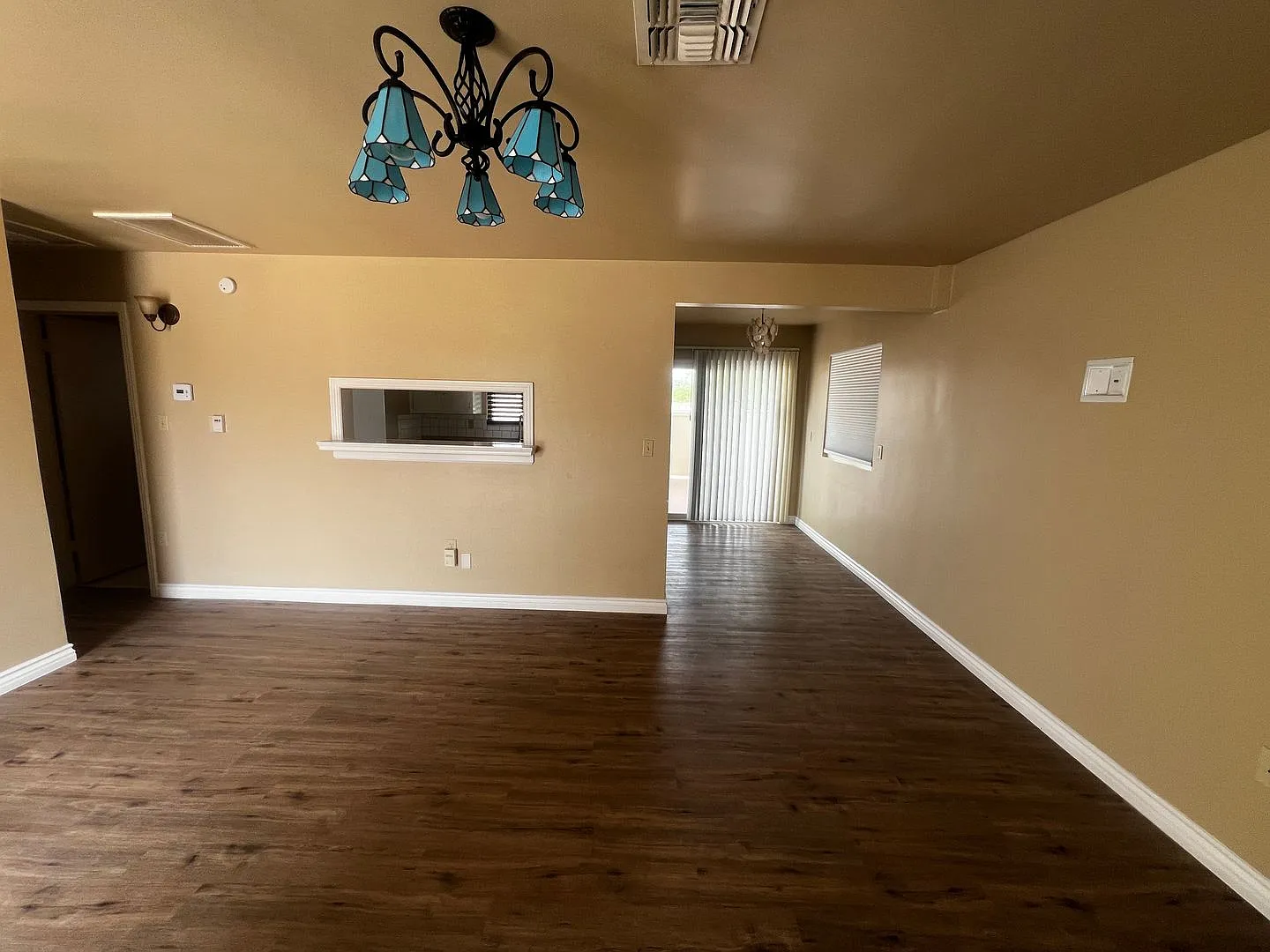 6368 - 6370 Tamarisk Ave. — Photo 4