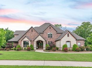3531 Oak Tree Dr, Centerton, AR 72719