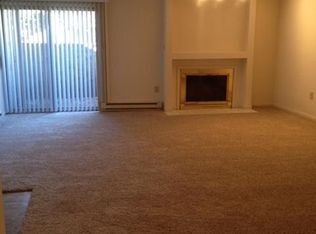 2042 W Schantz Ave, Dayton, OH 45409