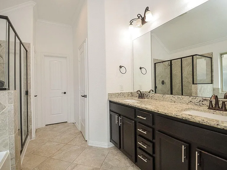14806 Raleighs Meadow Ct — Photo 18