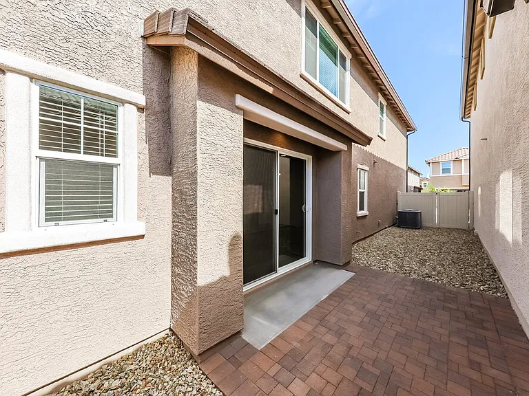 24627 N 164th Dr — Photo 17