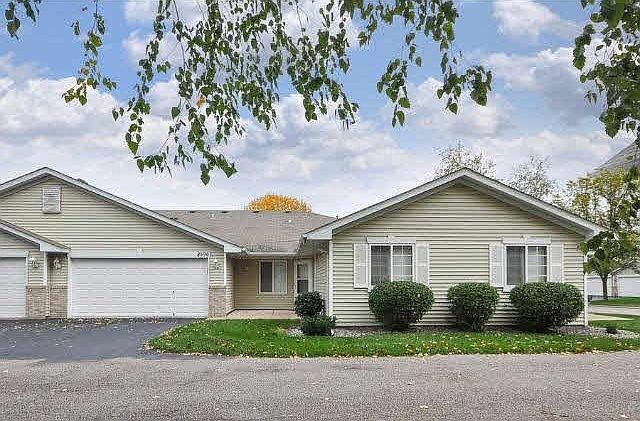 1st image of 8596 Stratford Lane