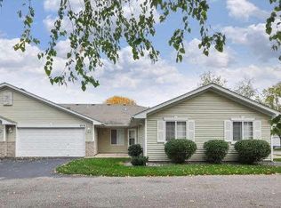 8596 Stratford Ln, Minneapolis, MN 55443