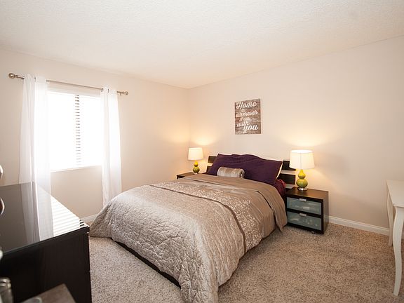 4th image of 27925 Tyler Ln Unit 735