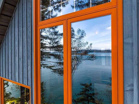 4th image of 4328 Clam Bay Rd