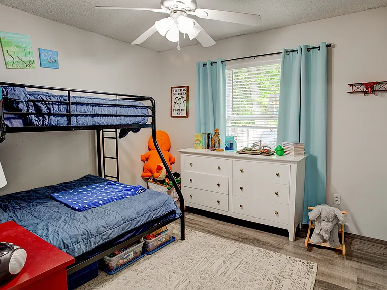 Bedroom #1