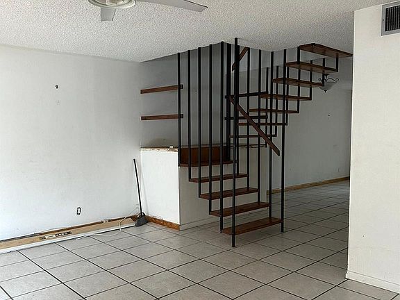 2nd image of 6200 Highland Court #6200