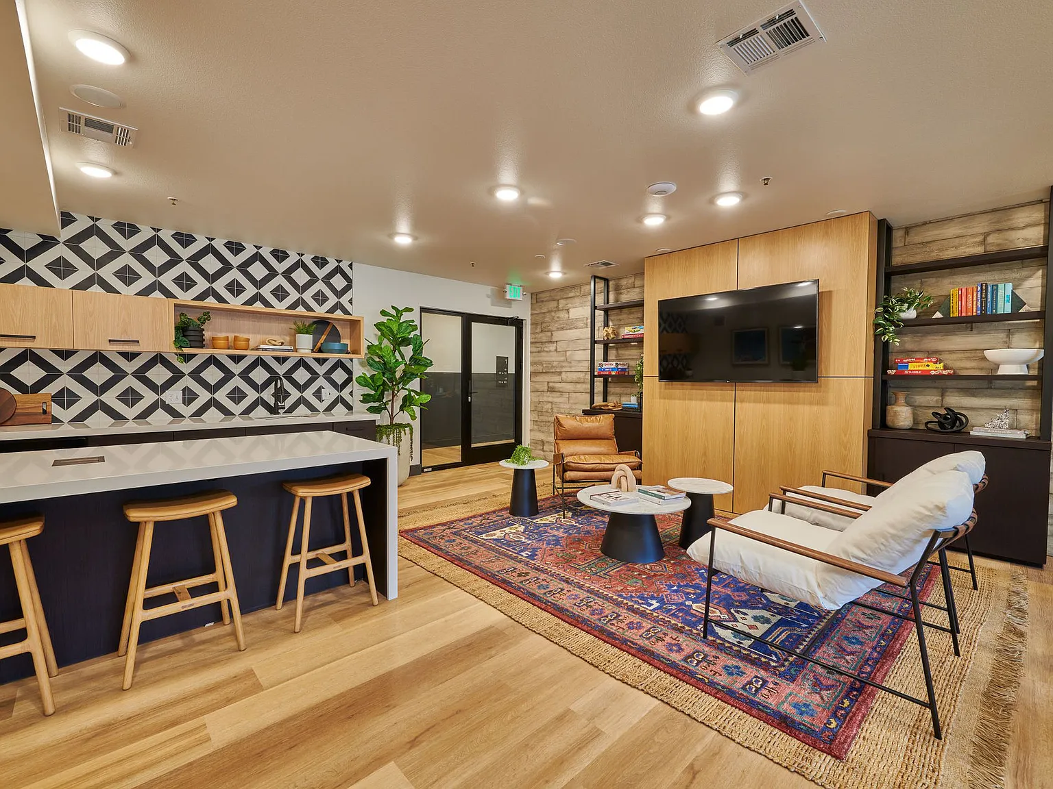 Westbury Apartments — Photo 2