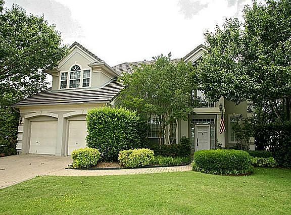 3rd image of 2029 Crockett Ct