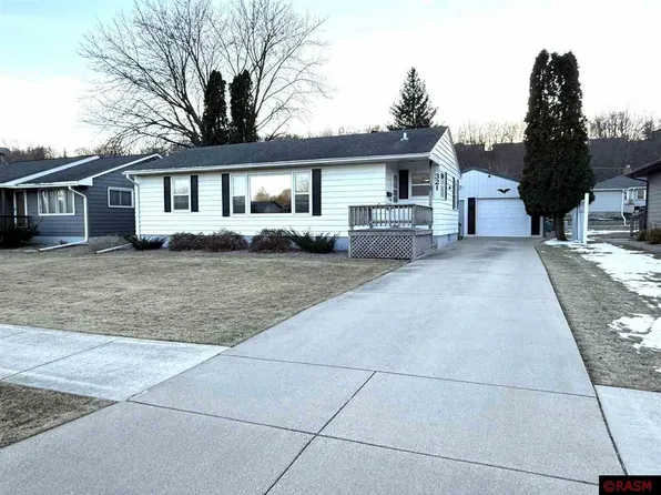 321 Linden St, New Ulm, MN 56073