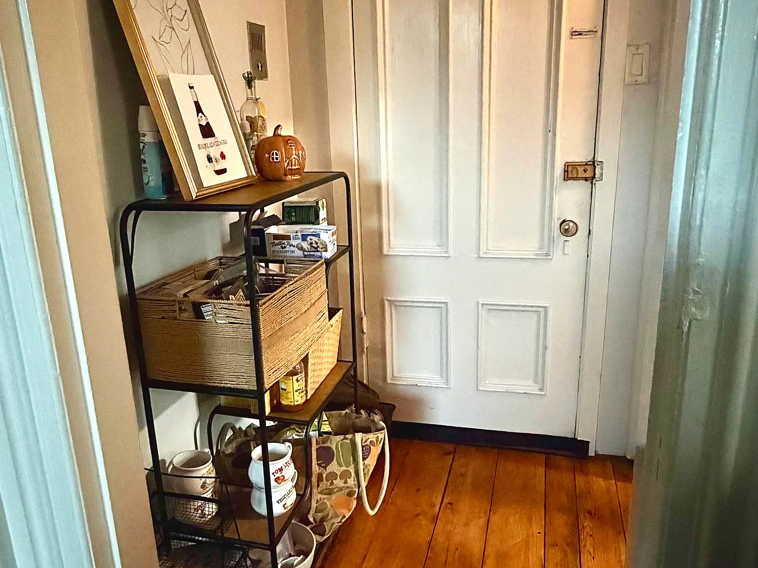 Studio, 375 sqft, $1,700 — Photo 4