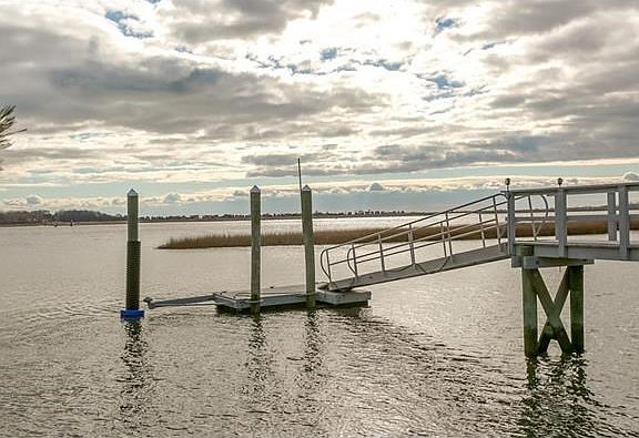 Your very own dock... an easy ride to the Long Island Sound!!