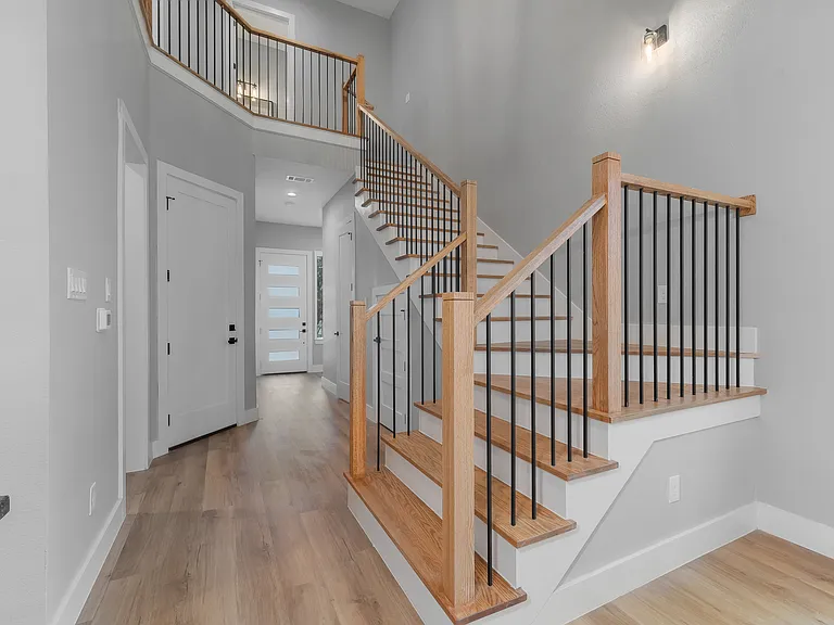 2818 Chicago St — Photo 16
