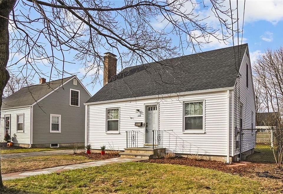 128 Daggett Ave, Pawtucket, RI 02861 Zillow