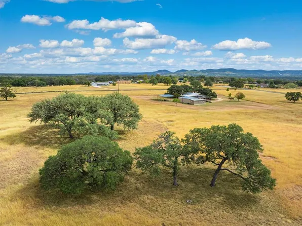 9 Valley View Trl, Medina, TX 78055