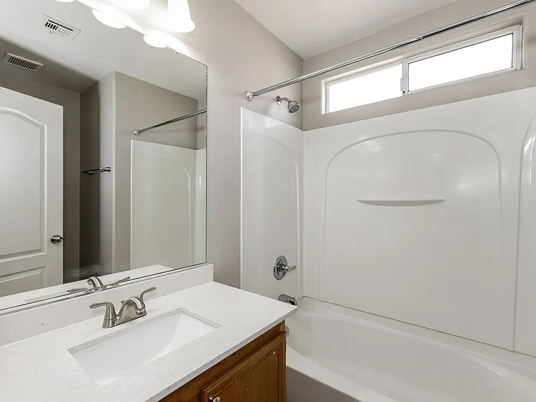 2420 Cockatoo Dr — Photo 15