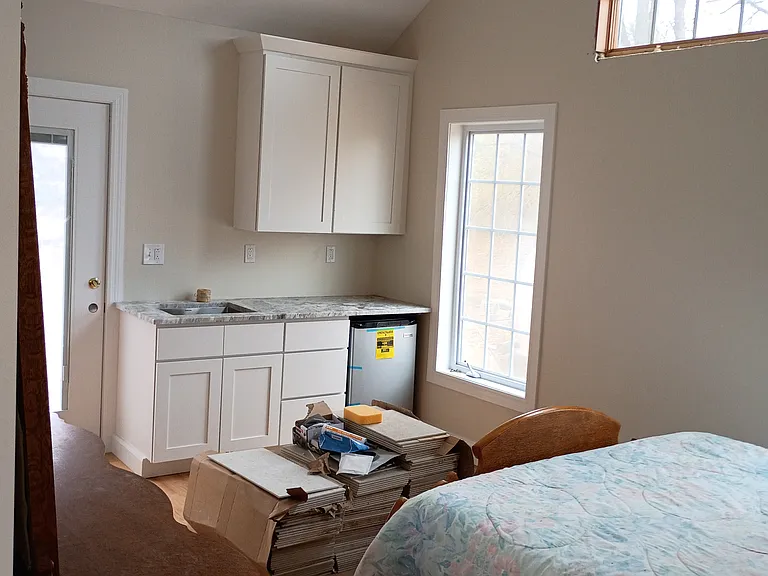 196 Castle Rd — Photo 16
