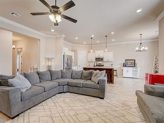 5th image of 5104 SW 120th Ct