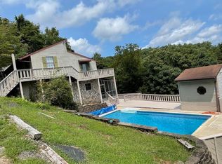 66 Indian Valley Dr, Hamlin, WV 25523