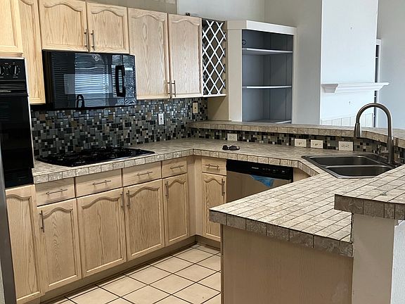 4th image of 6020 Barrington Ct