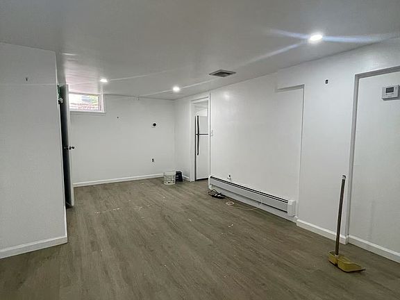 4th image of 67 S Grand St Floor 1