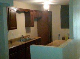 127 SW 1st Ave, Hallandale Beach, FL 33009