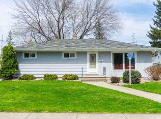 211 State St, Neenah, WI 54956