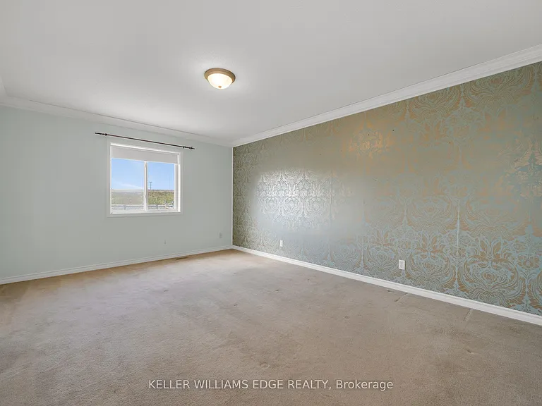 76 Cedarville Dr — Photo 7