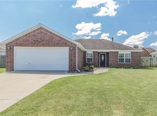 4607 SW Limestone Ave, Bentonville, AR 72712