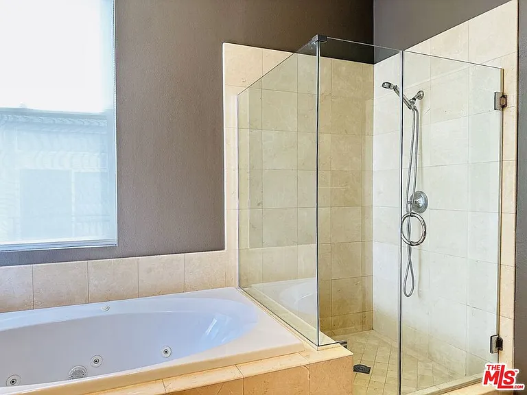 6581 Seabluff Dr #11 — Photo 18