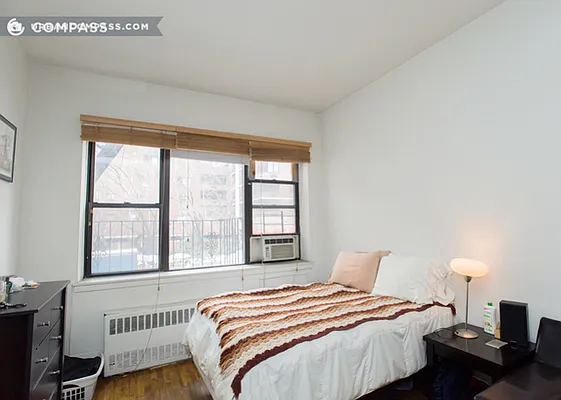 Rented by Compass | media 22