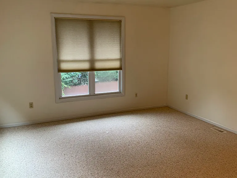1206 Oak Ave — Photo 17