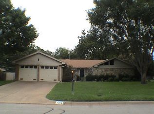 7313 Laurie Dr, Fort Worth, TX 76112