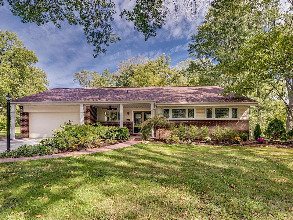 1st image of 14 Vicksburg Cir