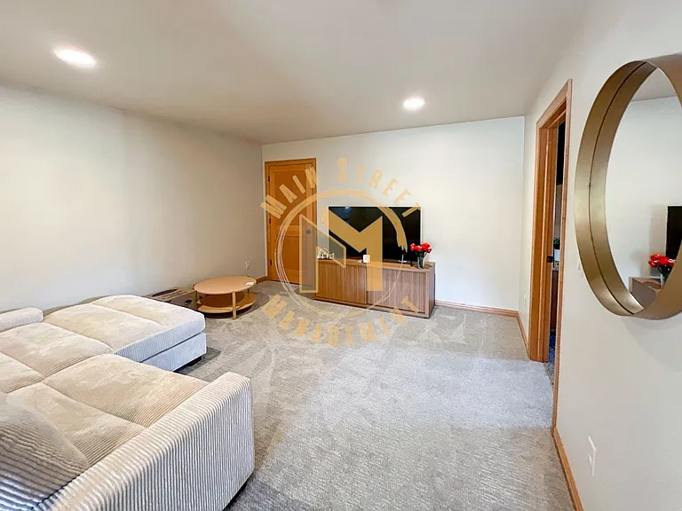 2662 Cormier Rd — Photo 12
