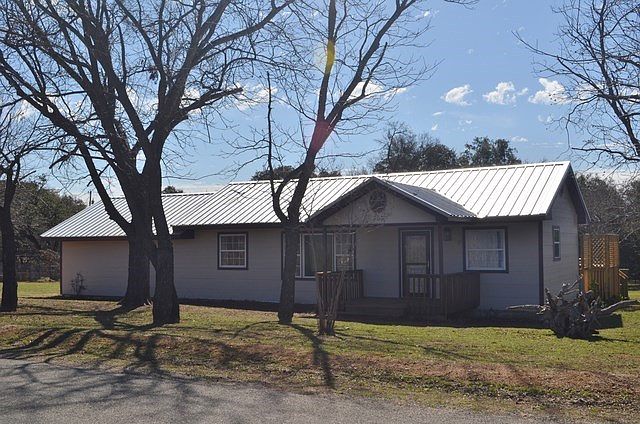 1st image of 305 County Road 128