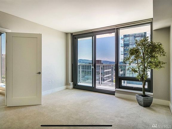5th image of 650 Bellevue Way NE Unit 2002