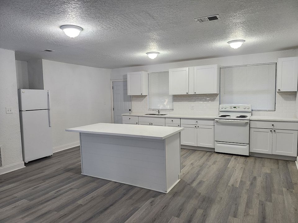1st image of 6336 Toni Ave