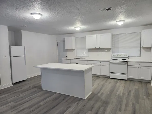 6336 Toni Ave, Jacksonville, FL 32208