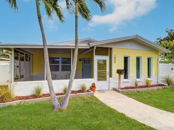 1859 Maryland Ave NE, Saint Petersburg, FL 33703