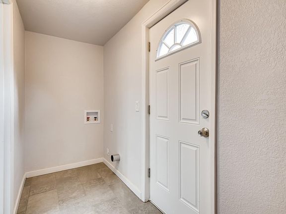 3rd image of 2024 S Zuni St