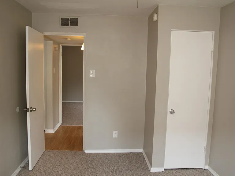 7574 Buckingham Dr #2 — Photo 6