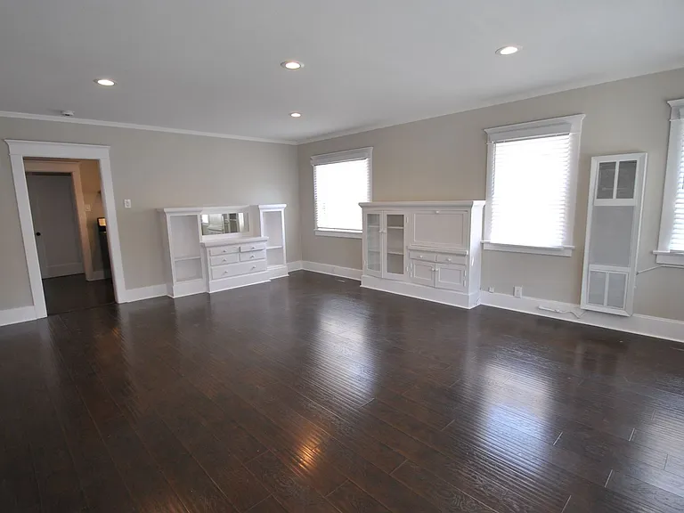 312 Temple Ave #D — Photo 10