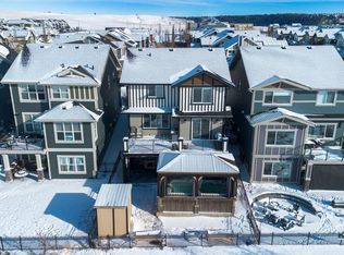 69 E Sundown Grv, Cochrane, AB T4C 0X5