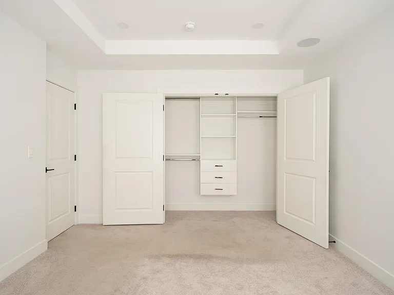15950 Alder Pl #2 — Photo 11