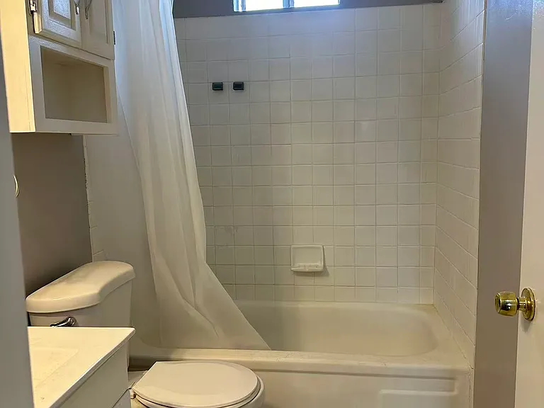1210 Crown St — Photo 12