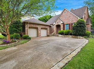 2109 Castle View Rd, Mansfield, TX 76063