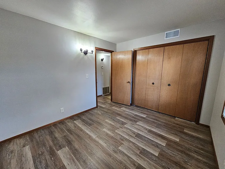 3520 Evergreen Dr — Photo 11
