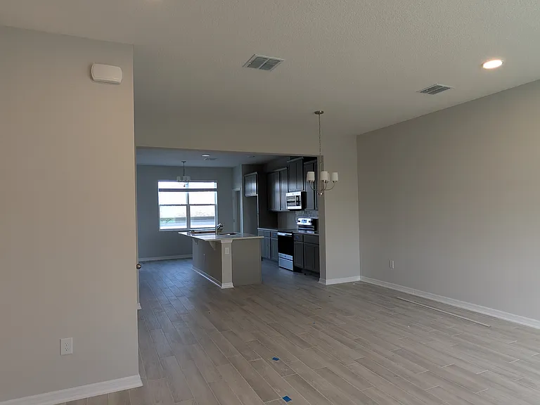 12184 Plumpton Dr — Photo 2
