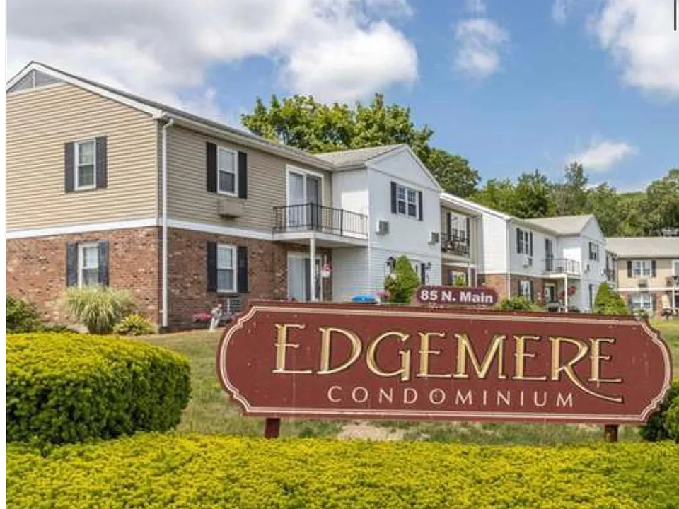85 N Main St #1A